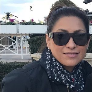 Meet your Posher, Lisa